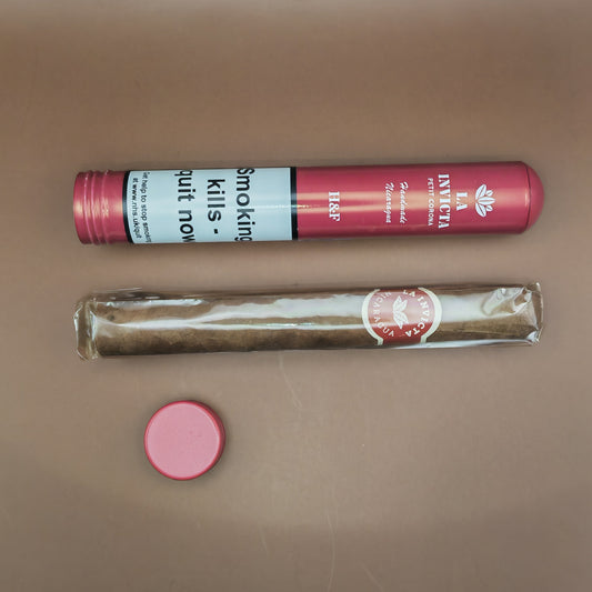 La Invicta Nicaraguan Petit Corona