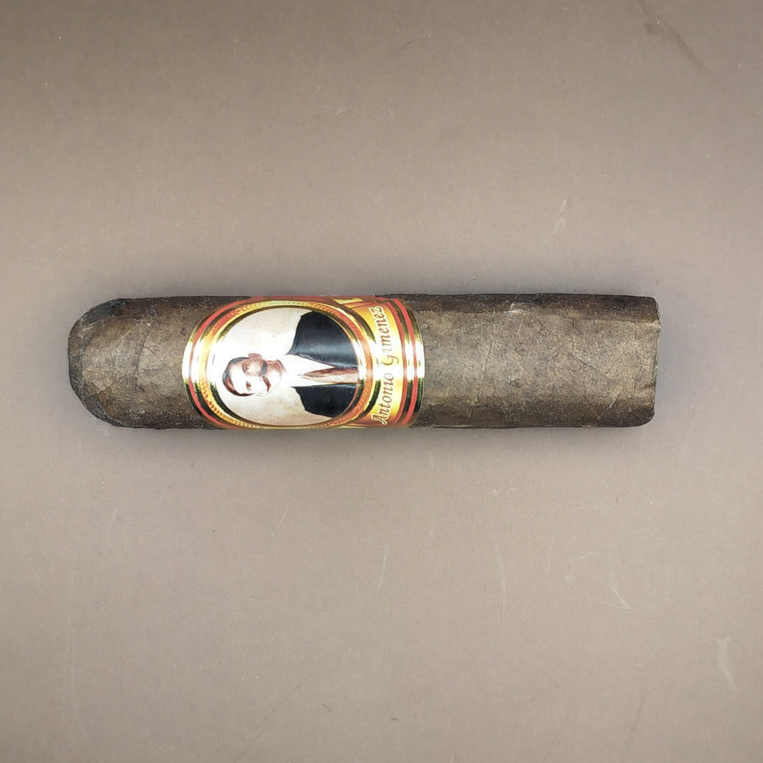 Antonio Gimenez Chubby Robusto Review: Bold Filipino Flavor in a Compact Package