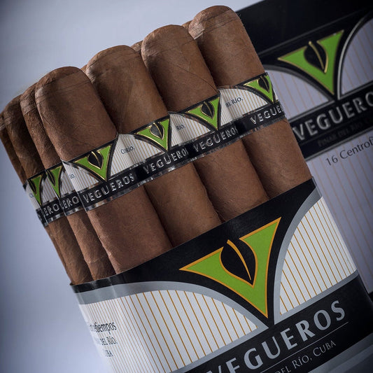 Vegueros Centrofinos Review: Pinar del Río Purity in a Petit Corona