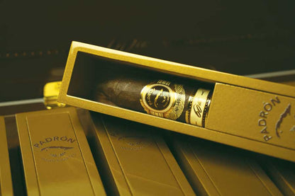 Padrón 60th Anniversary | Cigar Aficionado 2025 Cigar of the Year