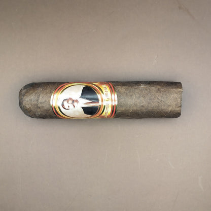 Chubby Robusto