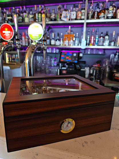 Desktop Cigar Humidor – Brown Cedar Wood Lined, 35–50 Cigar Capacity