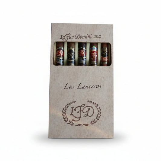 Pack of La Flor Dominicana Los Lanceros cigars in a wooden box on a white background