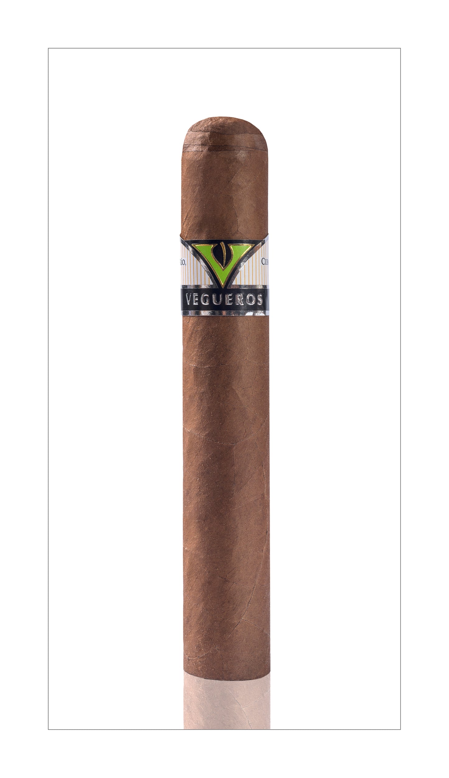 Single unlit Vaguenos cigar on a white background